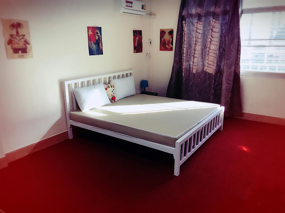 Small Elephant Hostel Бангкок Экстерьер фото